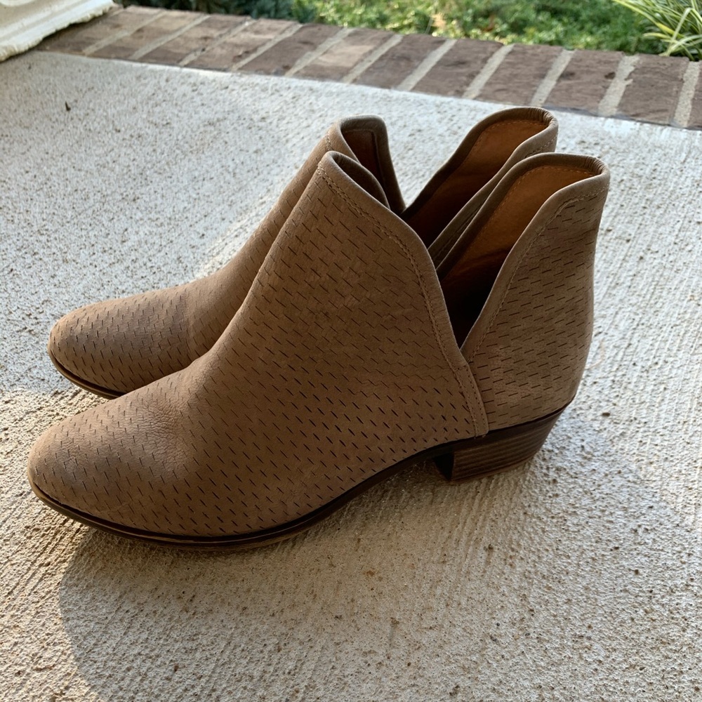 Women’s Lucky Brand sz-12 Brown Booties